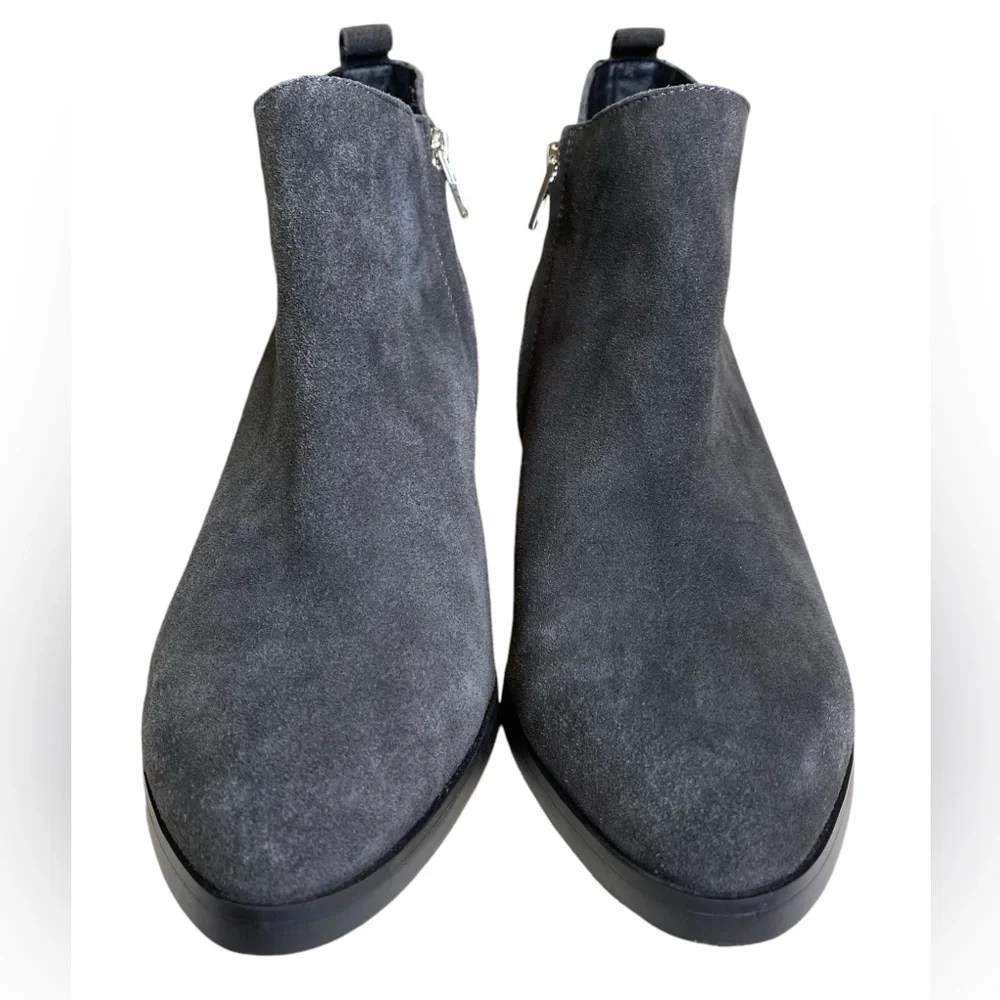 Dolce Vita Elza Dark Gray Suede Studded Pointed Toe Ankle Boots Women's Size 8.5
